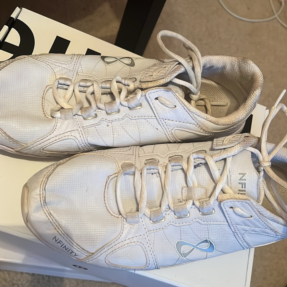 Nfinity Cheer Shoes - Picture 3 of 4